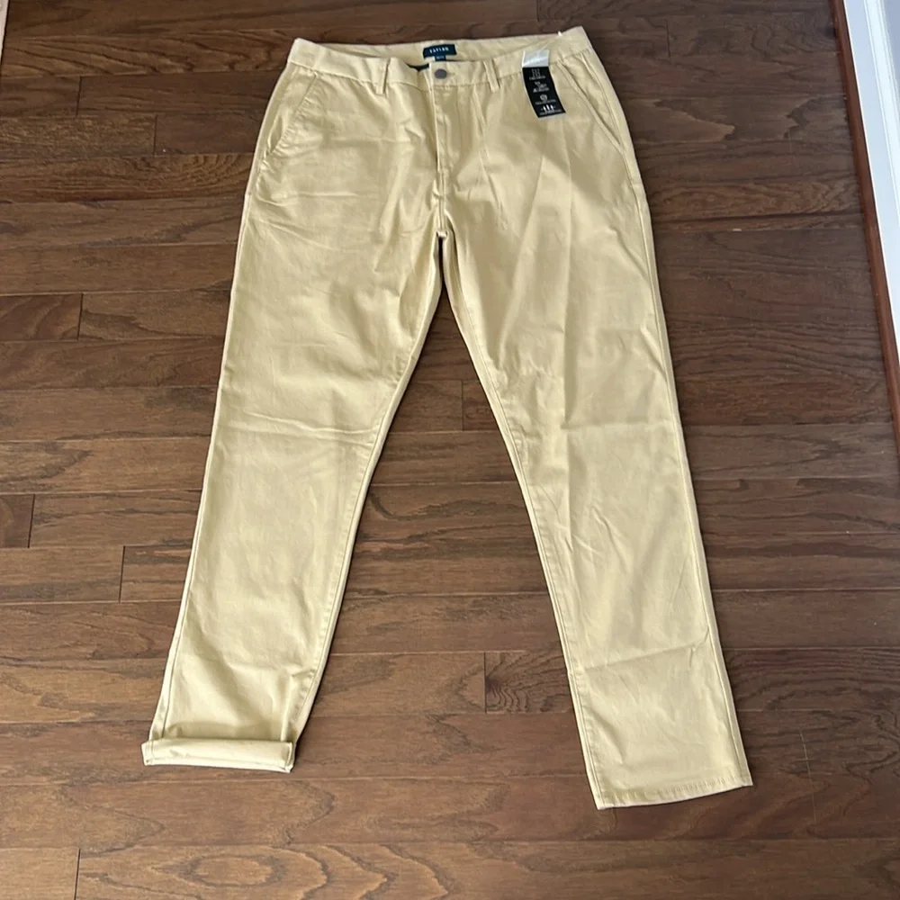 Taylrd Tech Chinos
